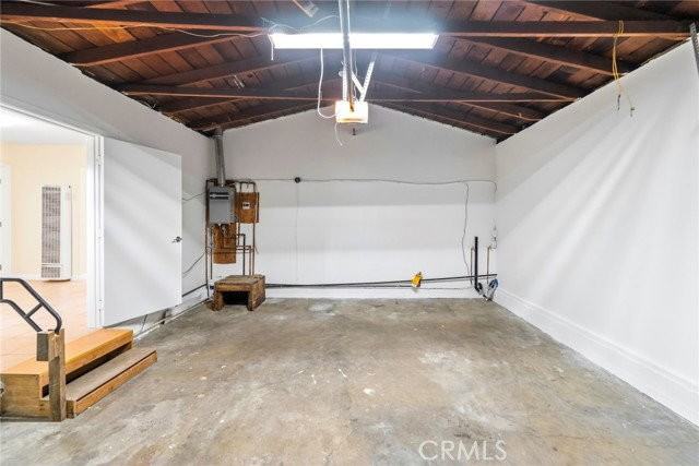 703 S Harbor Blvd - Photo 7 of 8