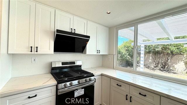 15451 Alsace Cir - Photo 6 of 8