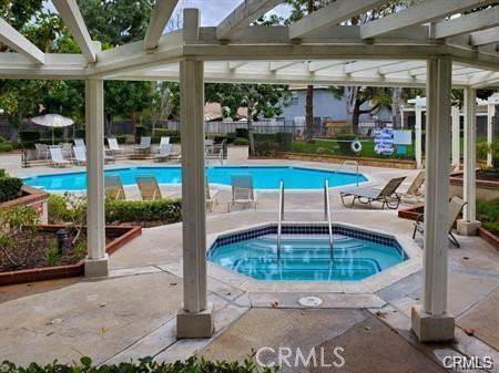 826 Farmer Ln - Photo 2 of 8