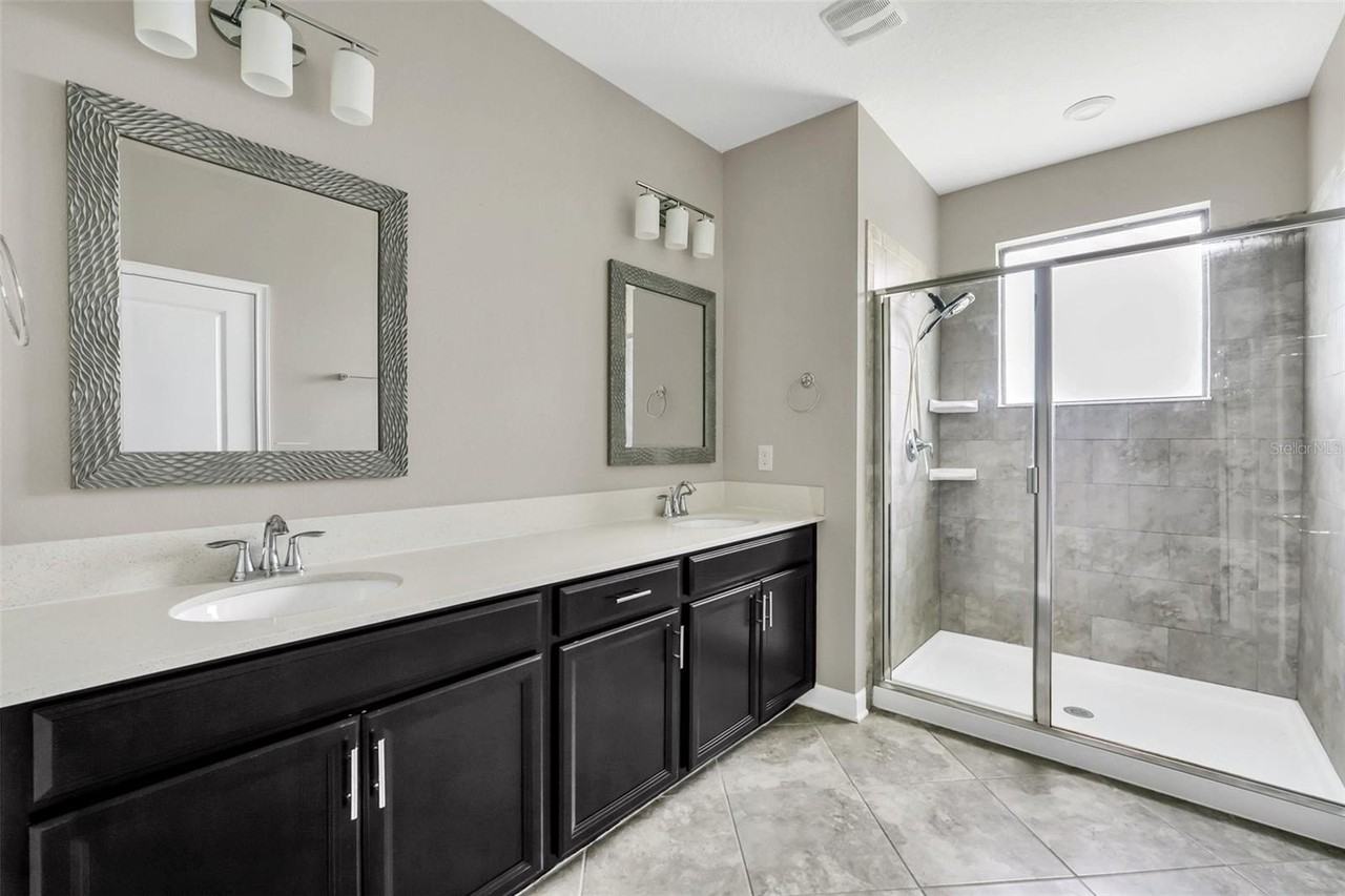 1344 Royal St George Blvd - Photo 6 of 15