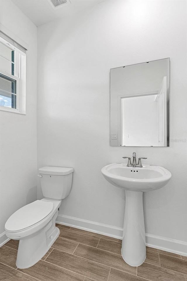 3075 Addison Blvd - Photo 5 of 40