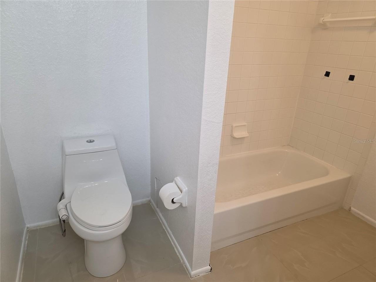 7867 Sugar Bend Dr #7867 - Photo 7 of 16