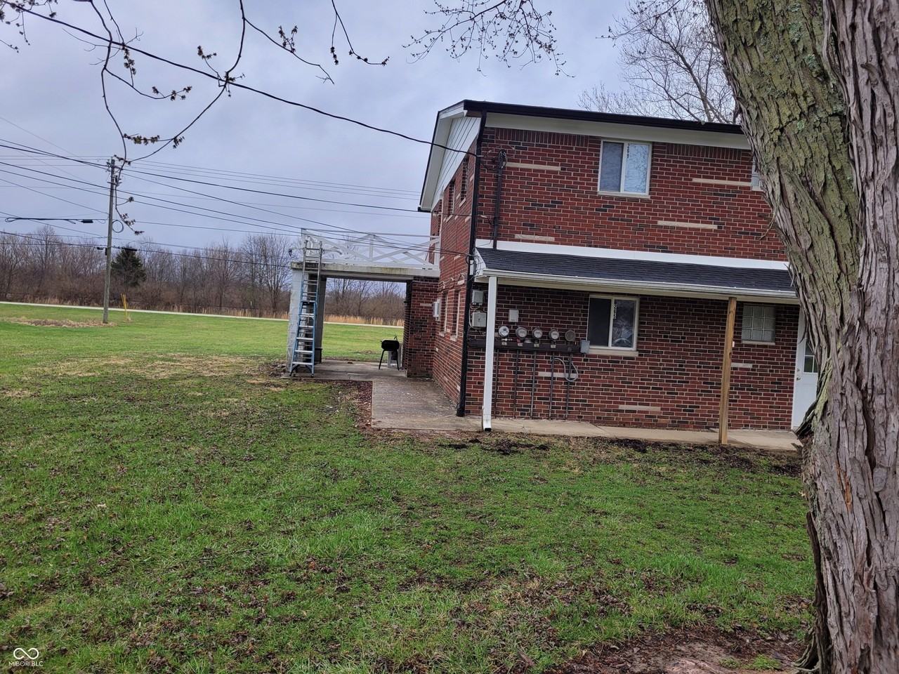 269 Lehr Dr - Photo 2 of 16