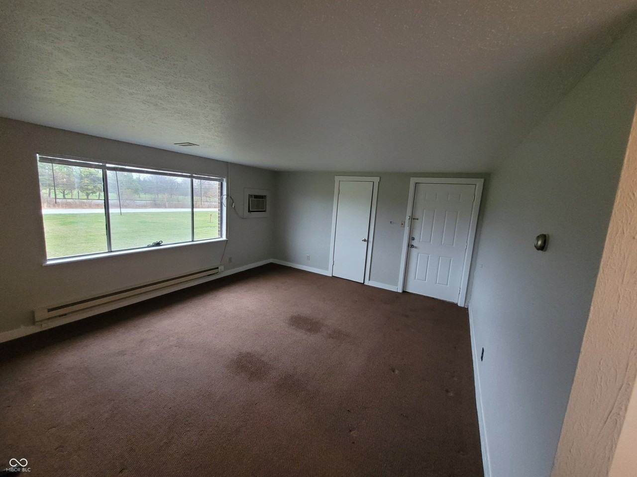 269 Lehr Dr - Photo 3 of 16