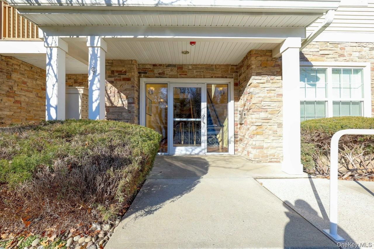 937 Tower Ridge Cir