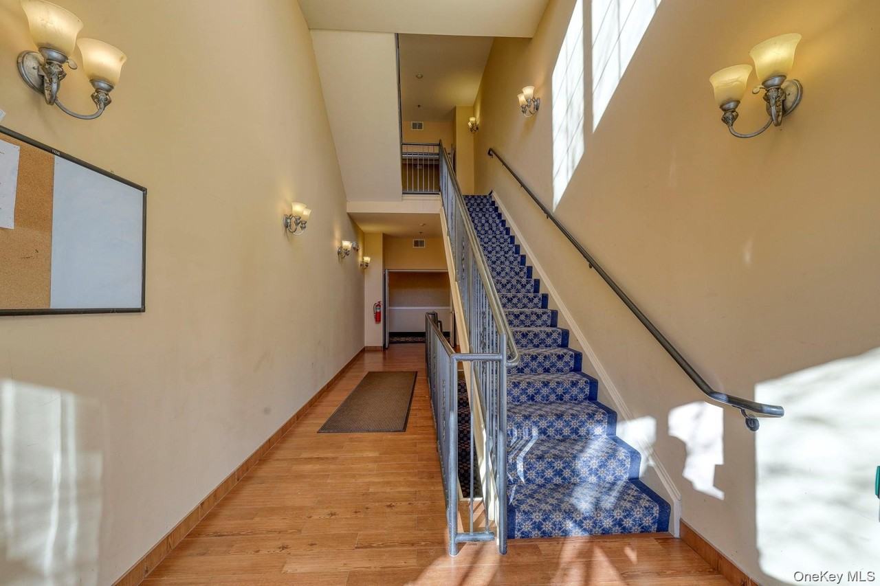 937 Tower Ridge Cir - Photo 4 of 24
