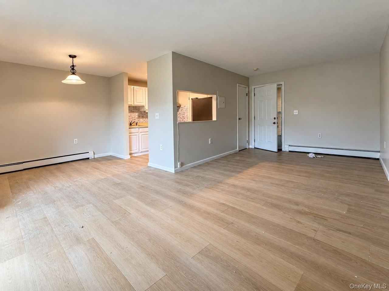 326 Concord Ln - Photo 5 of 12