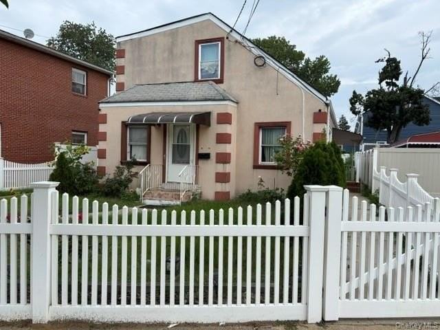 24107 147th Ave - Photo 2 of 10