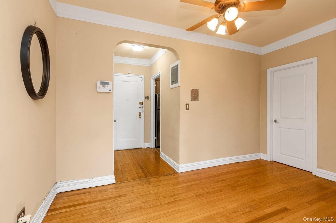 55 Grand Ave #2A - Photo 6 of 15