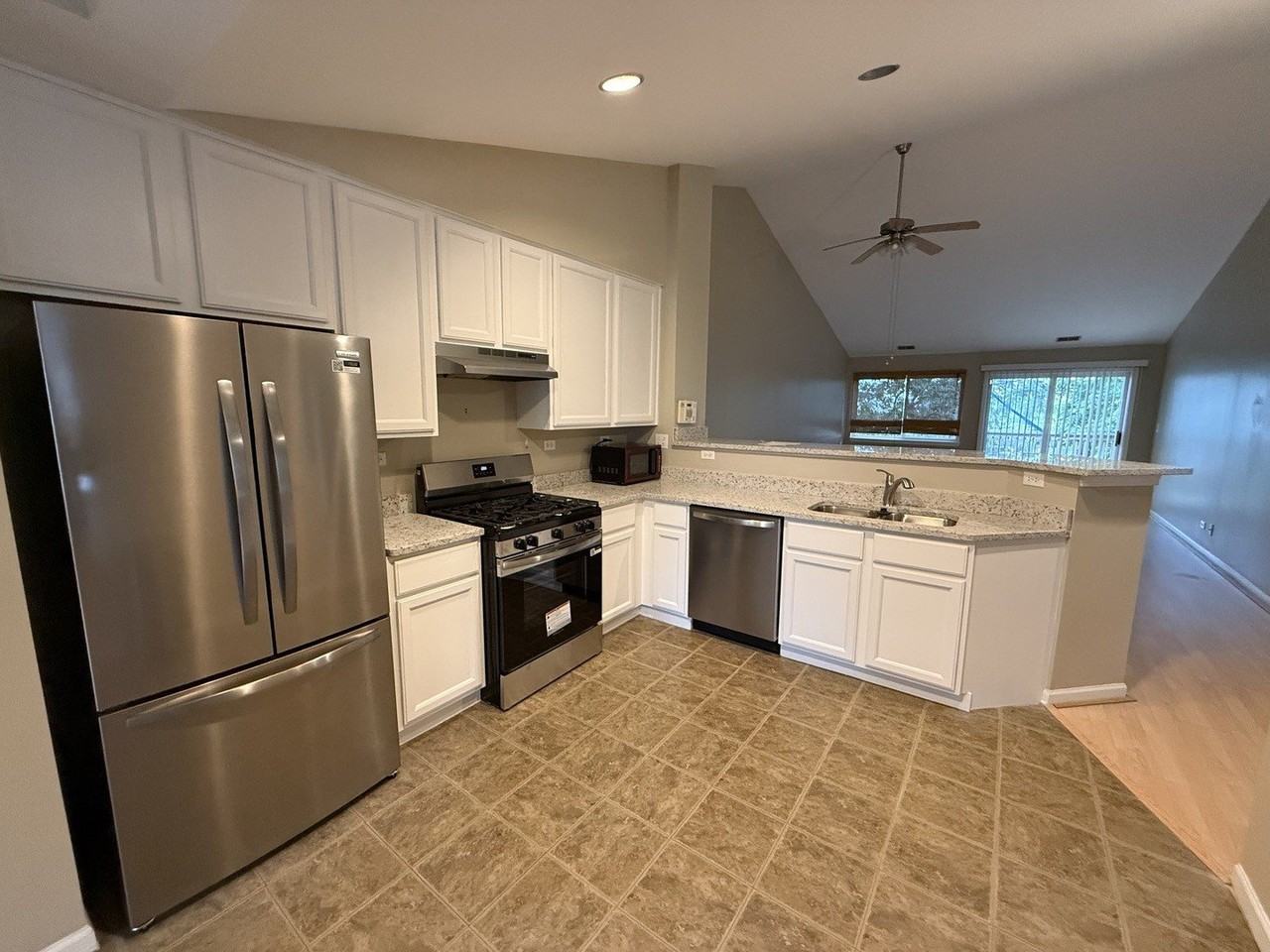 3029 Kentshire Cir #3029 - Photo 3 of 15