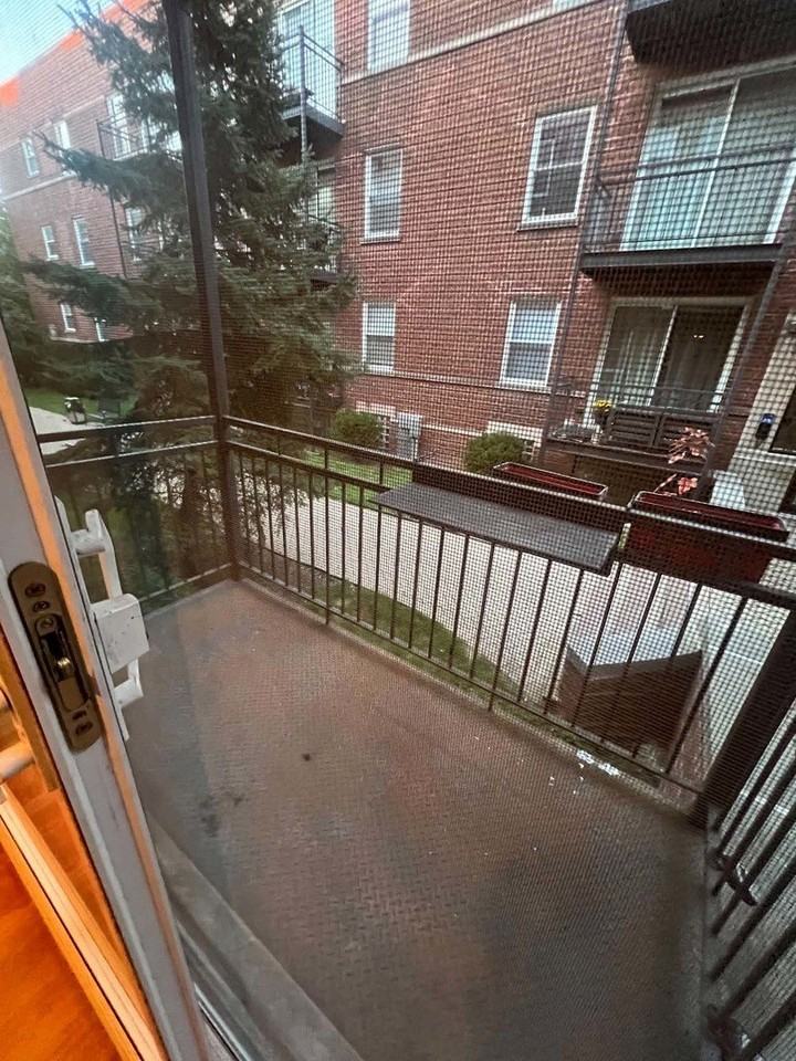 3705 N Kenneth Ave #113 - Photo 7 of 12