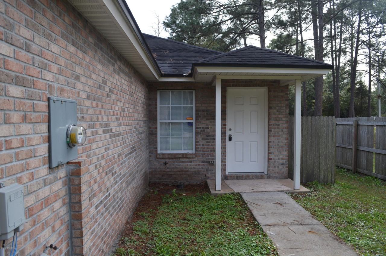 8150 Noroad - Photo 2 of 15
