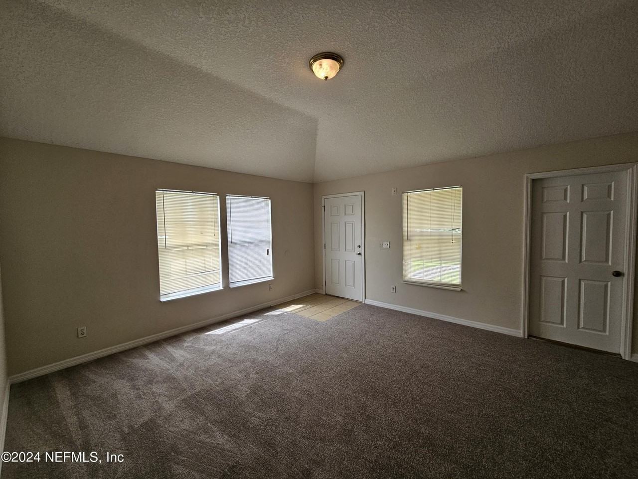 8150 Noroad - Photo 4 of 15