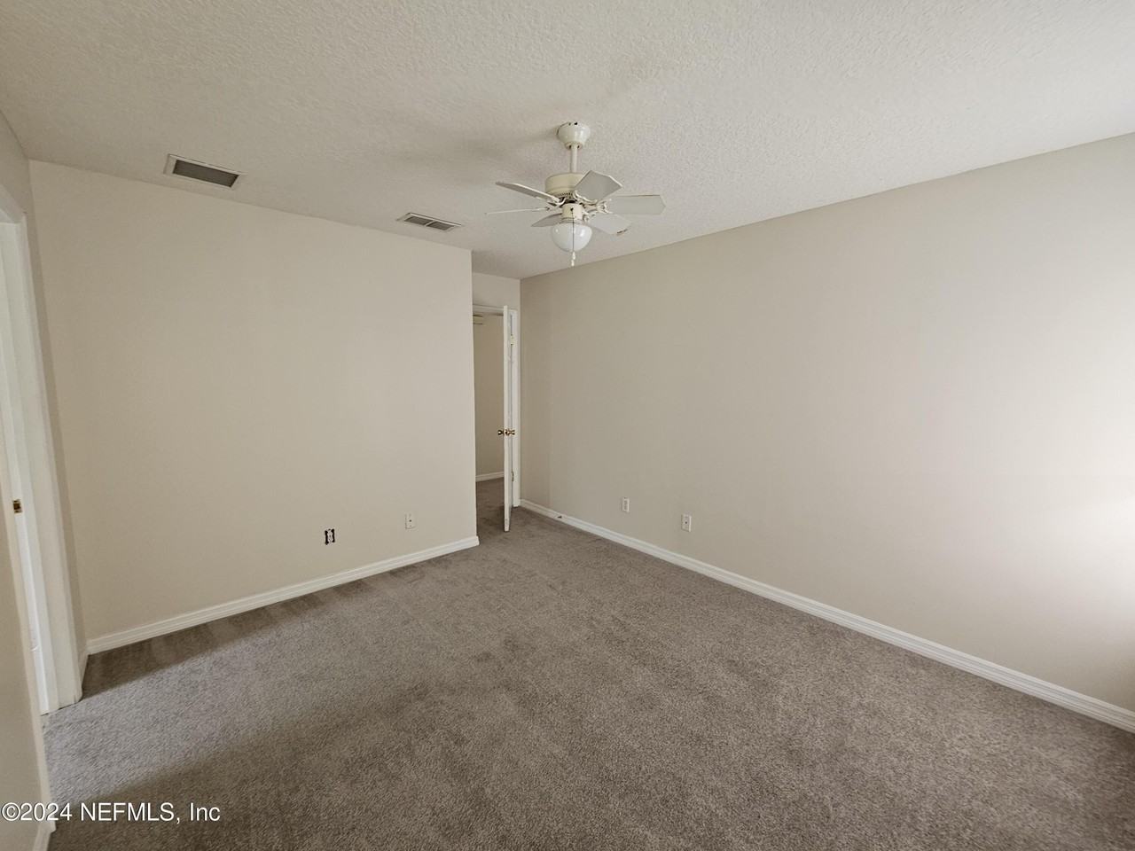 8150 Noroad - Photo 7 of 15