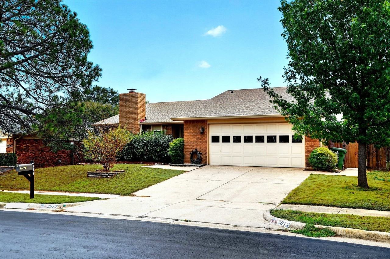 3812 Walnut Dr - Photo 3 of 39