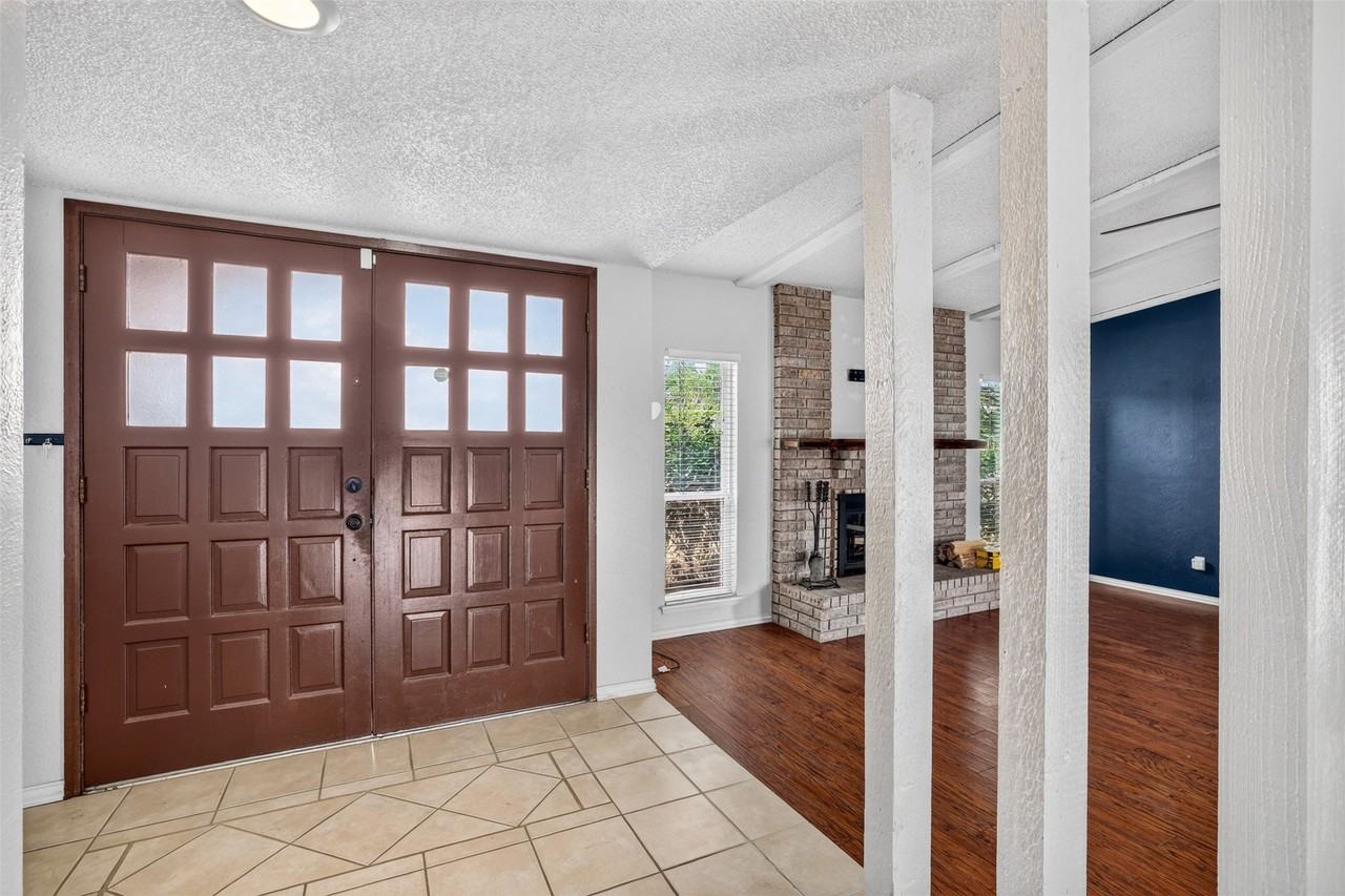3812 Walnut Dr - Photo 4 of 39