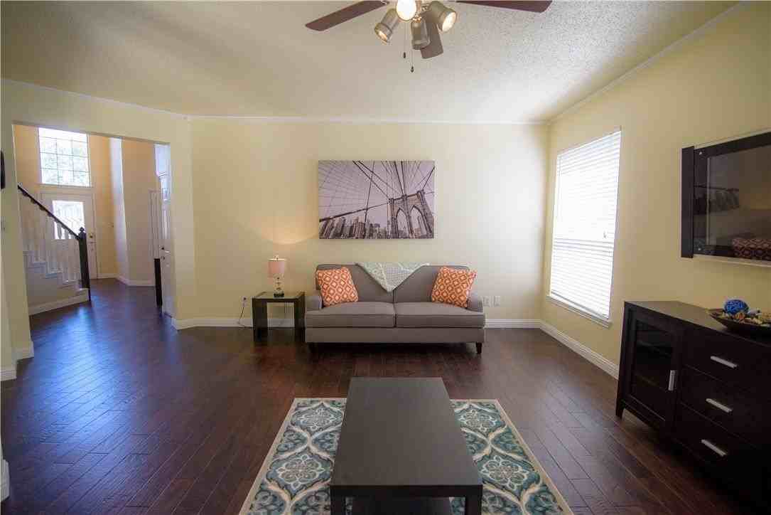 18516 Timber Oaks Dr - Photo 6 of 22