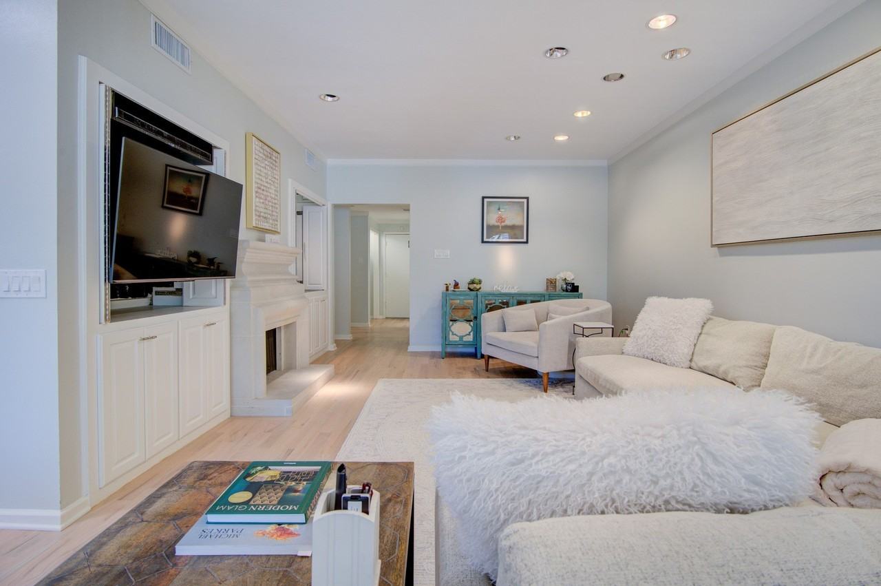 6840 E Northwest Hwy - Photo 7 of 37