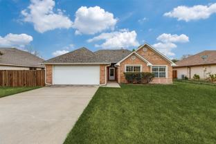 411 Meadow Ln - Photo 1 of 1