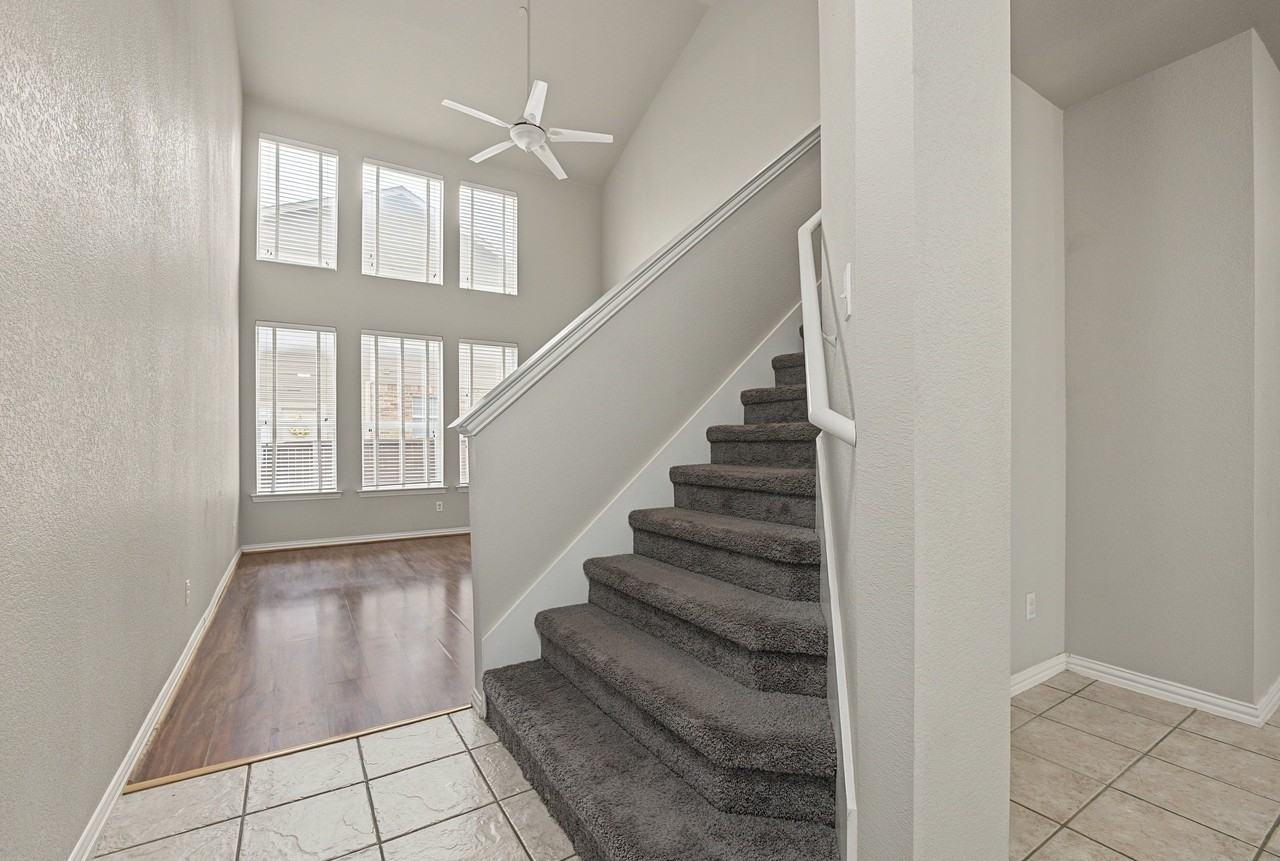 936 Cypress Creek Dr - Photo 6 of 38