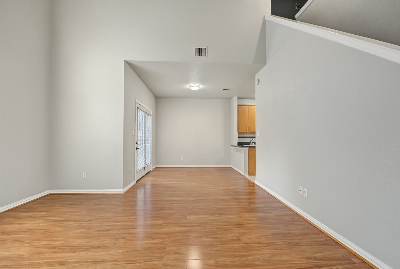 936 Cypress Creek Dr - Photo 7 of 38