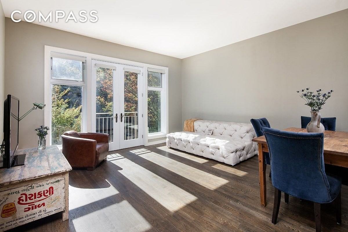 315 Greene Ave #2A