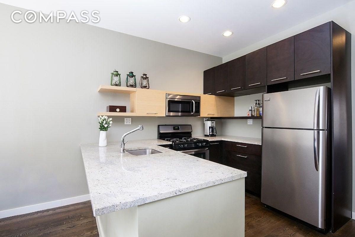 315 Greene Ave #2A - Photo 2 of 5