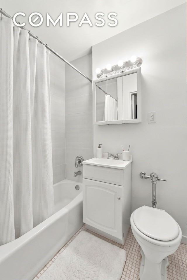 519 E 87th St #B - Photo 4 of 7