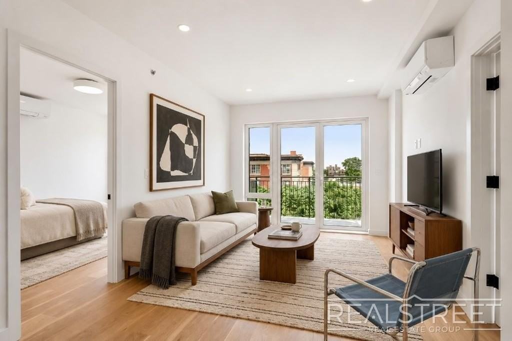 105 Rogers Ave #6B - Photo 5 of 20