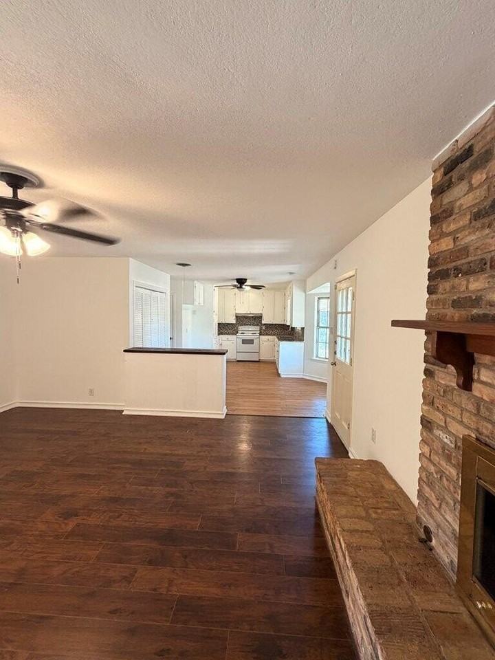 3214 W Golf Course Rd - Photo 3 of 13