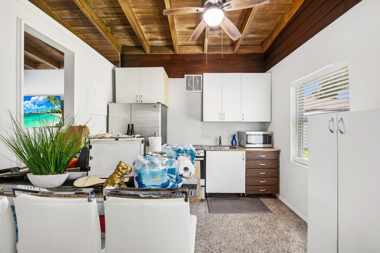 1705 Nw 6th Ave - Photo 7 of 17