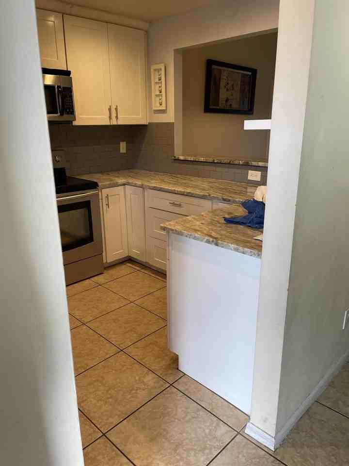 1201 Se Parkview Pl #G11 - Photo 3 of 35
