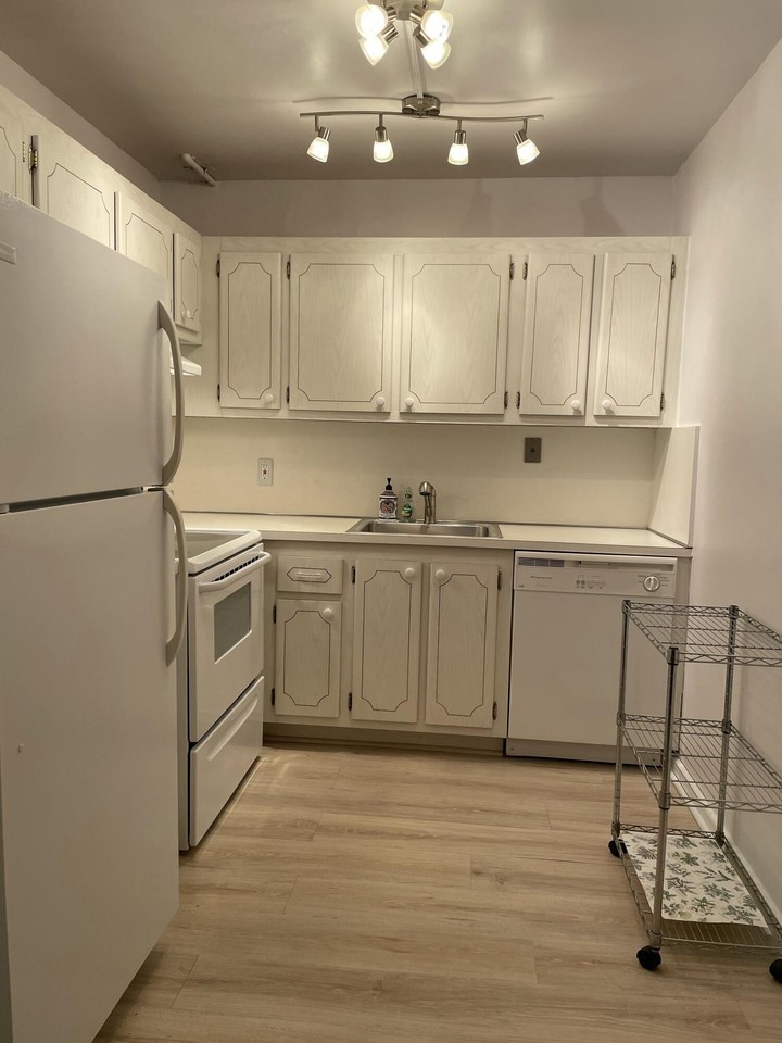 3034 Ellesmere B #3304 - Photo 7 of 27