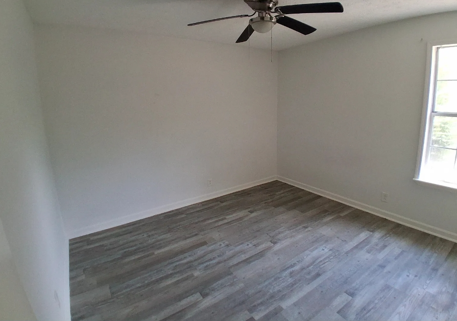401 Brook View Estates Dr #1 - Photo 7 of 10