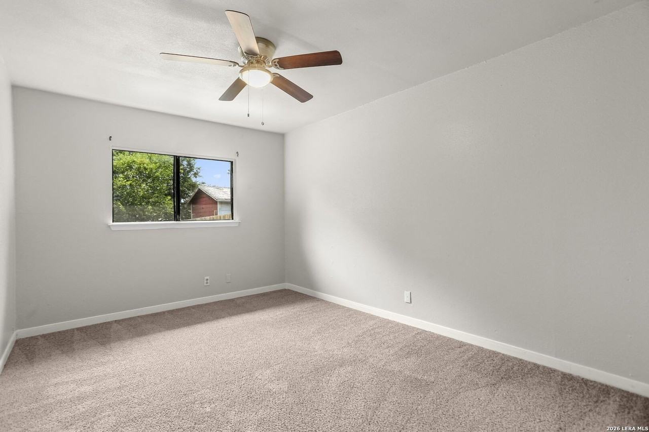 4135 Hickory Sun - Photo 7 of 16