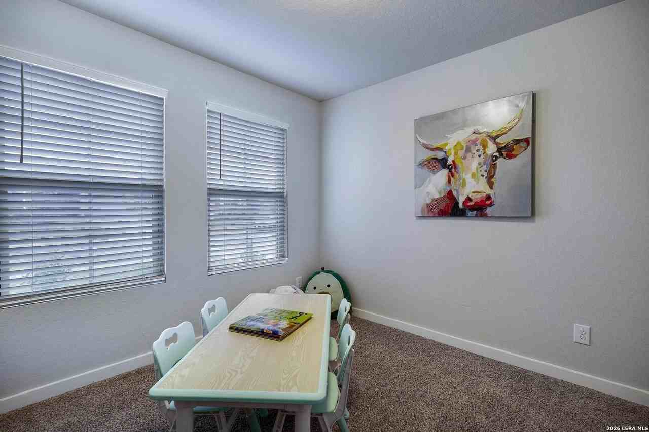 6910 Shiraz Way - Photo 6 of 27