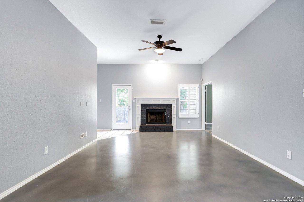 9511 Bonny Brg - Photo 5 of 29