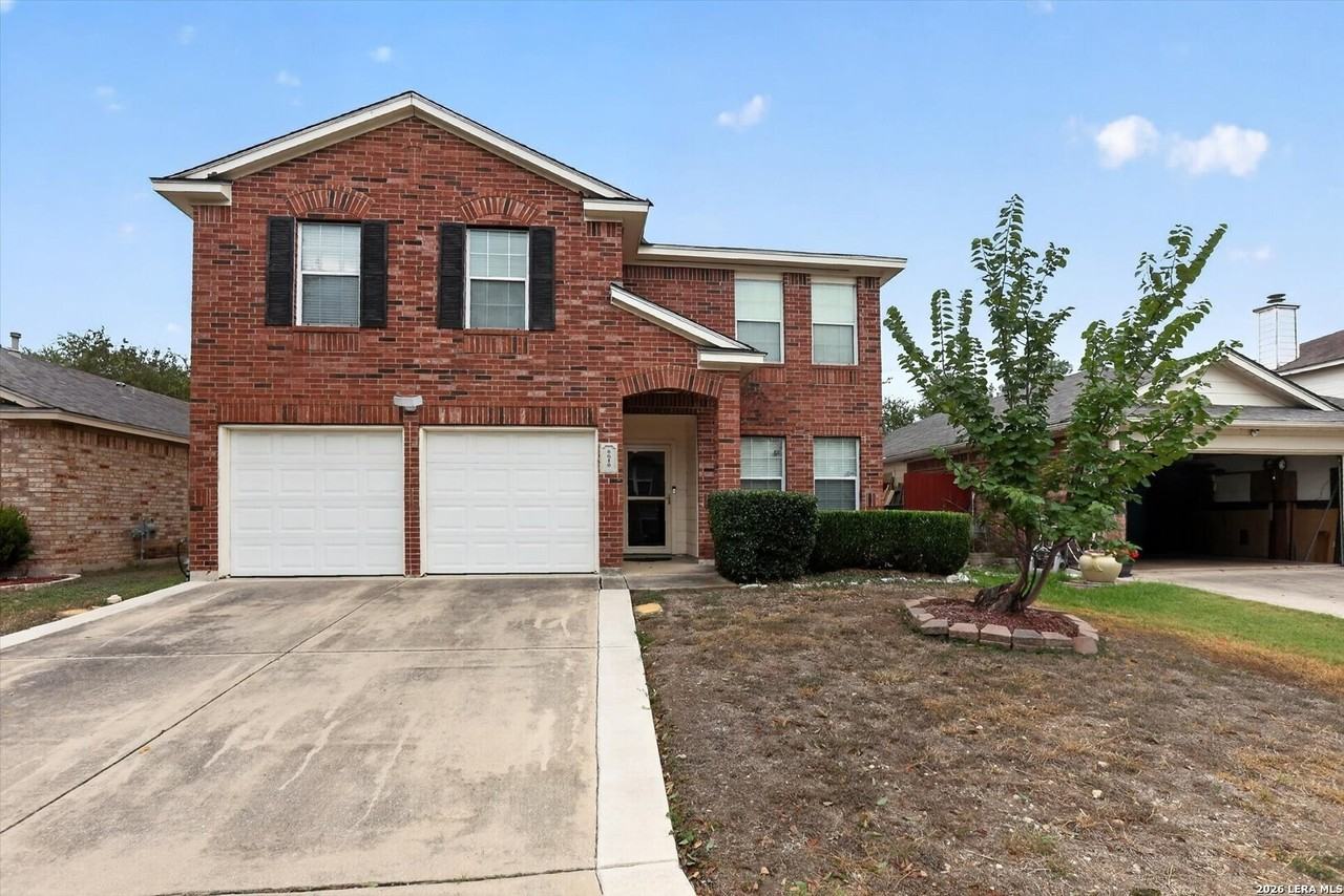 6610 Chasethorn Dr - Photo 3 of 41