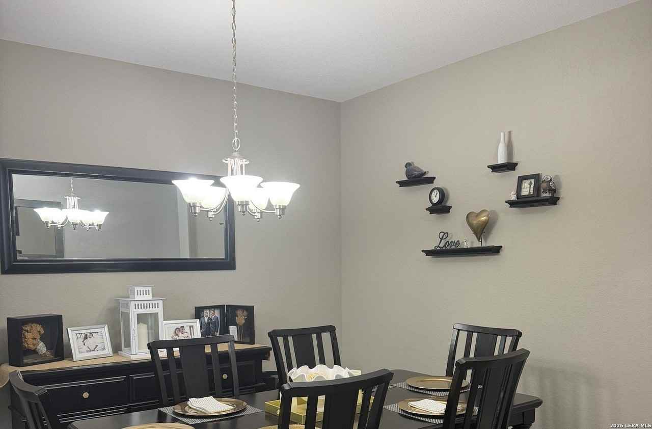 11327 Decidedly - Photo 2 of 31