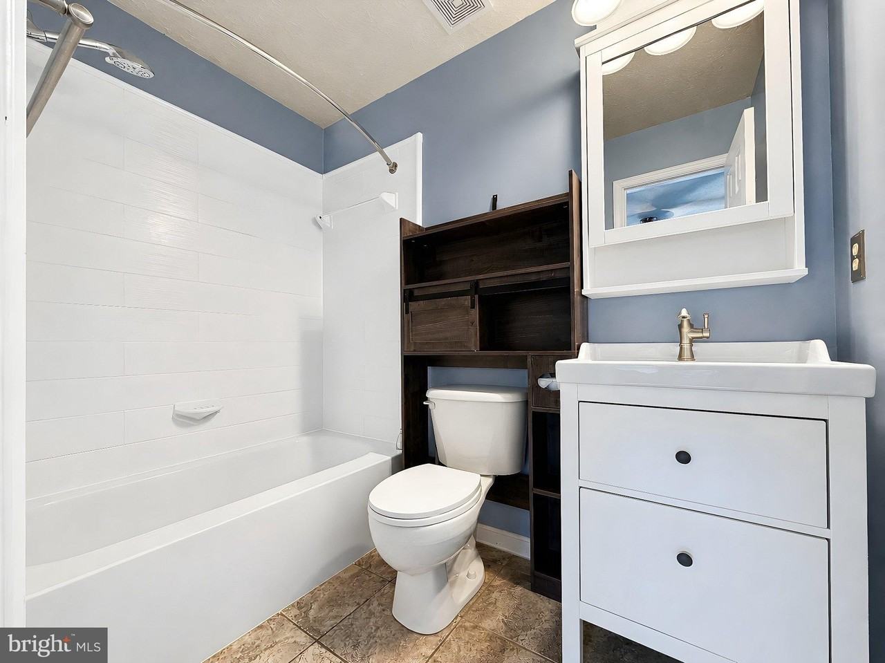 45525 Coosan Ct - Photo 4 of 45