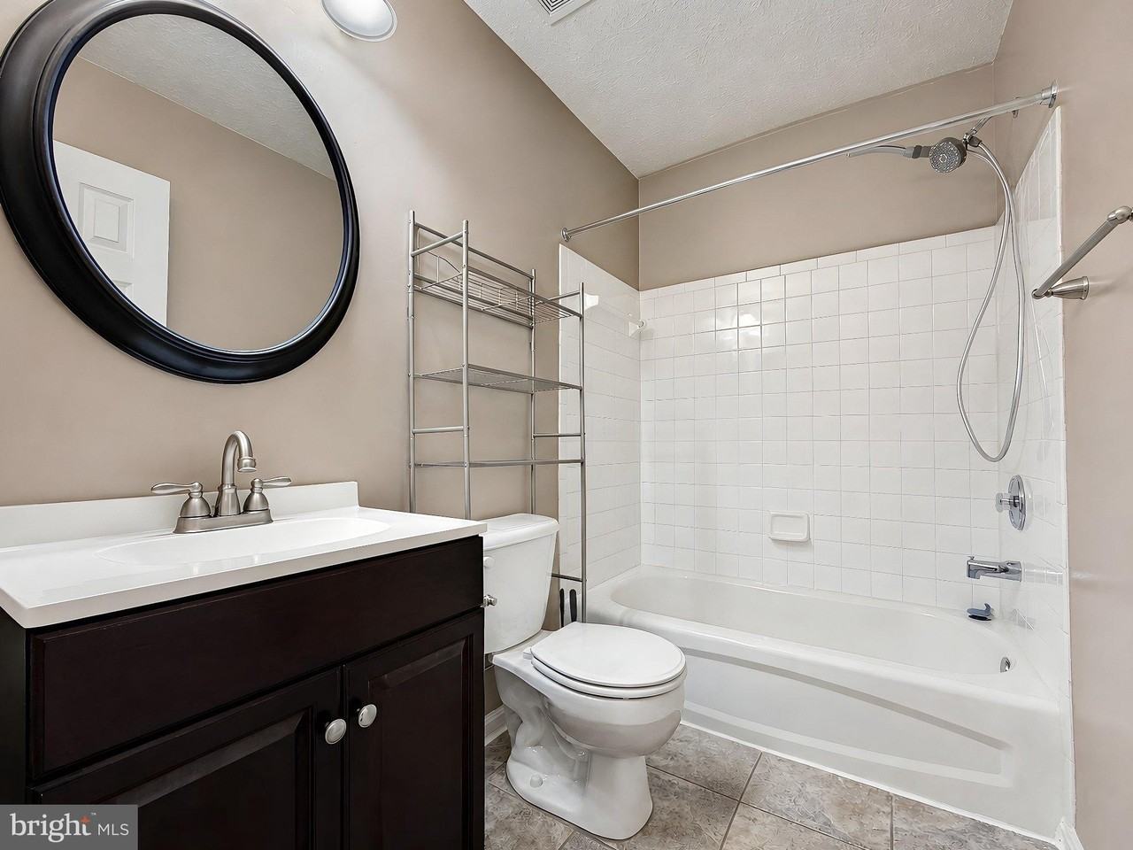 45525 Coosan Ct - Photo 5 of 45