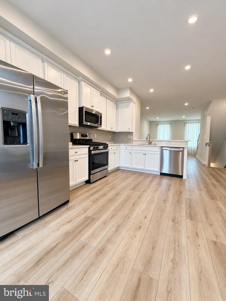 9 Sidney Ln - Photo 7 of 20