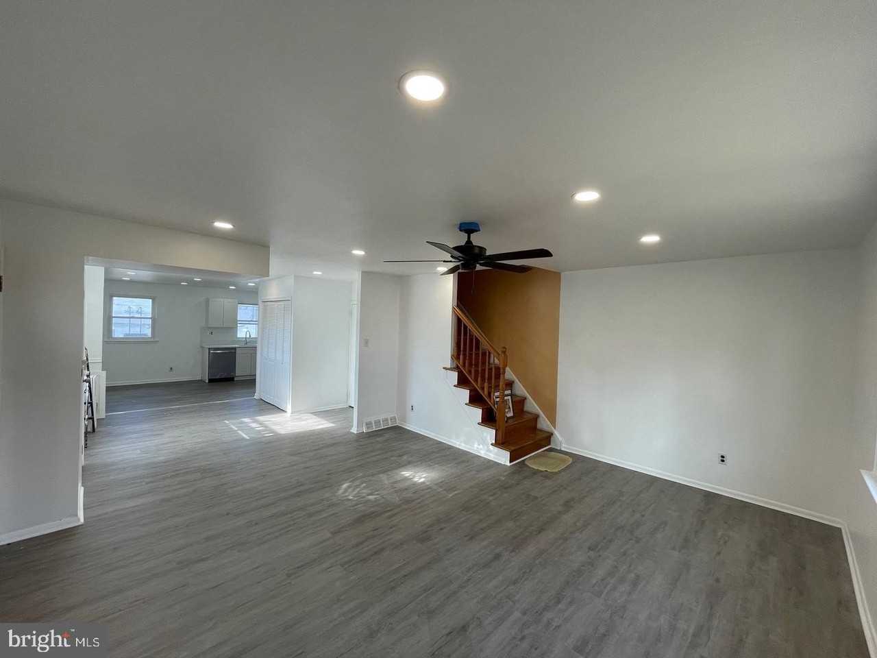803 Lawler St - Photo 7 of 24