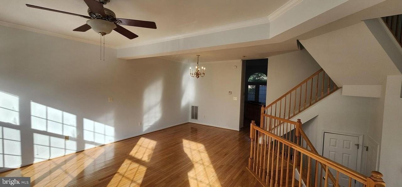 7707 Martin Allen Ct - Photo 2 of 14