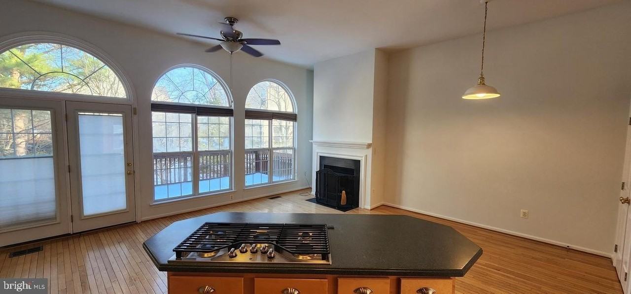 7707 Martin Allen Ct - Photo 6 of 14