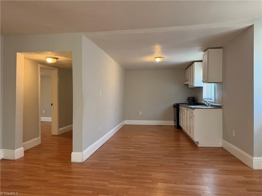 1003 Locke St - Photo 7 of 7