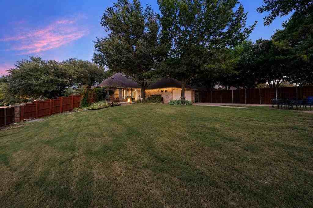 400 Watters Crossing Ct - Photo 4 of 34
