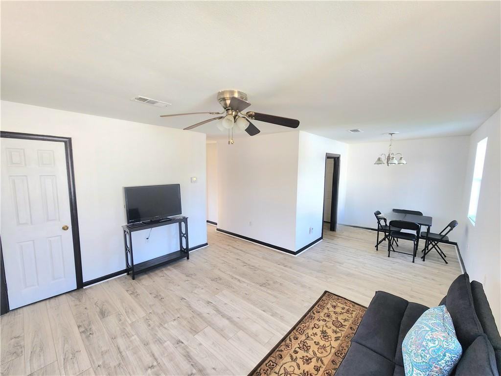 106 Treuil Ln - Photo 5 of 16