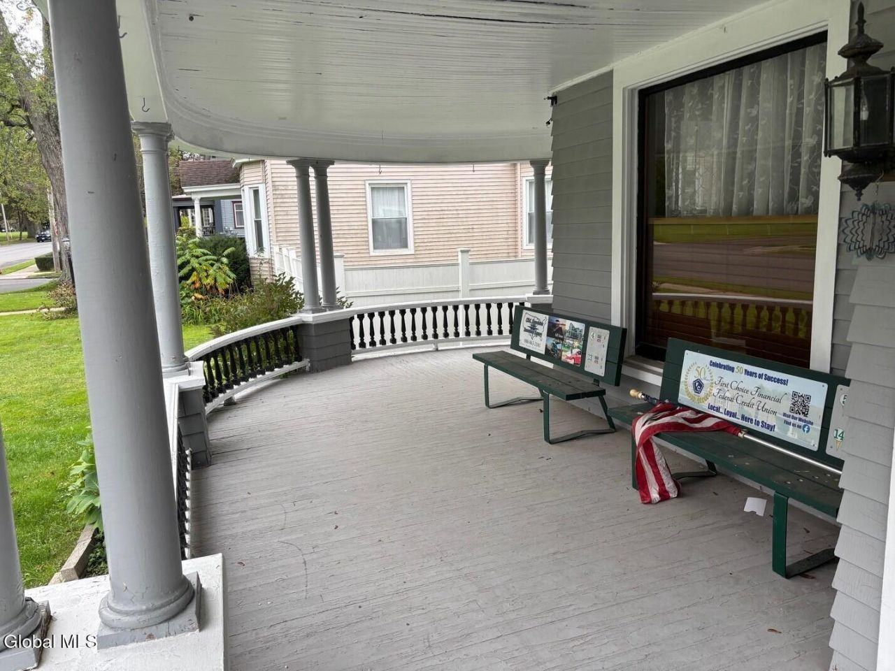 29 Kingsboro Ave - Photo 2 of 19