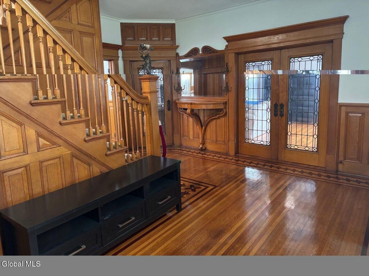 29 Kingsboro Ave - Photo 4 of 19